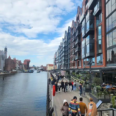 Gdansk Chmielna Prestige Home Spa Apartments With Luxury Jacuzzi And Sauna! Selected Apartments Also Feature A Massage Chair And Himalayan Salt Wall With Color Therapy Salt Forest Exterior photo