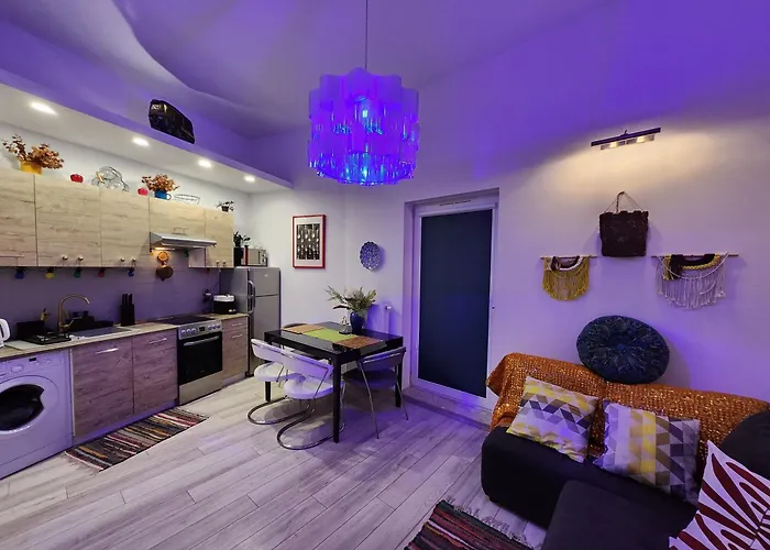 Gdansk Chmielna Prestige Home Spa Apartments With Luxury Jacuzzi And Sauna! Selected Apartments Also Feature A Massage Chair And Himalayan Salt Wall With Color Therapy Salt Forest