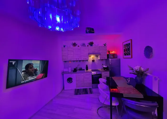 Gdansk Chmielna Prestige Home Spa Apartments With Luxury Jacuzzi And Sauna! Selected Apartments Also Feature A Massage Chair And Himalayan Salt Wall With Color Therapy Salt Forest