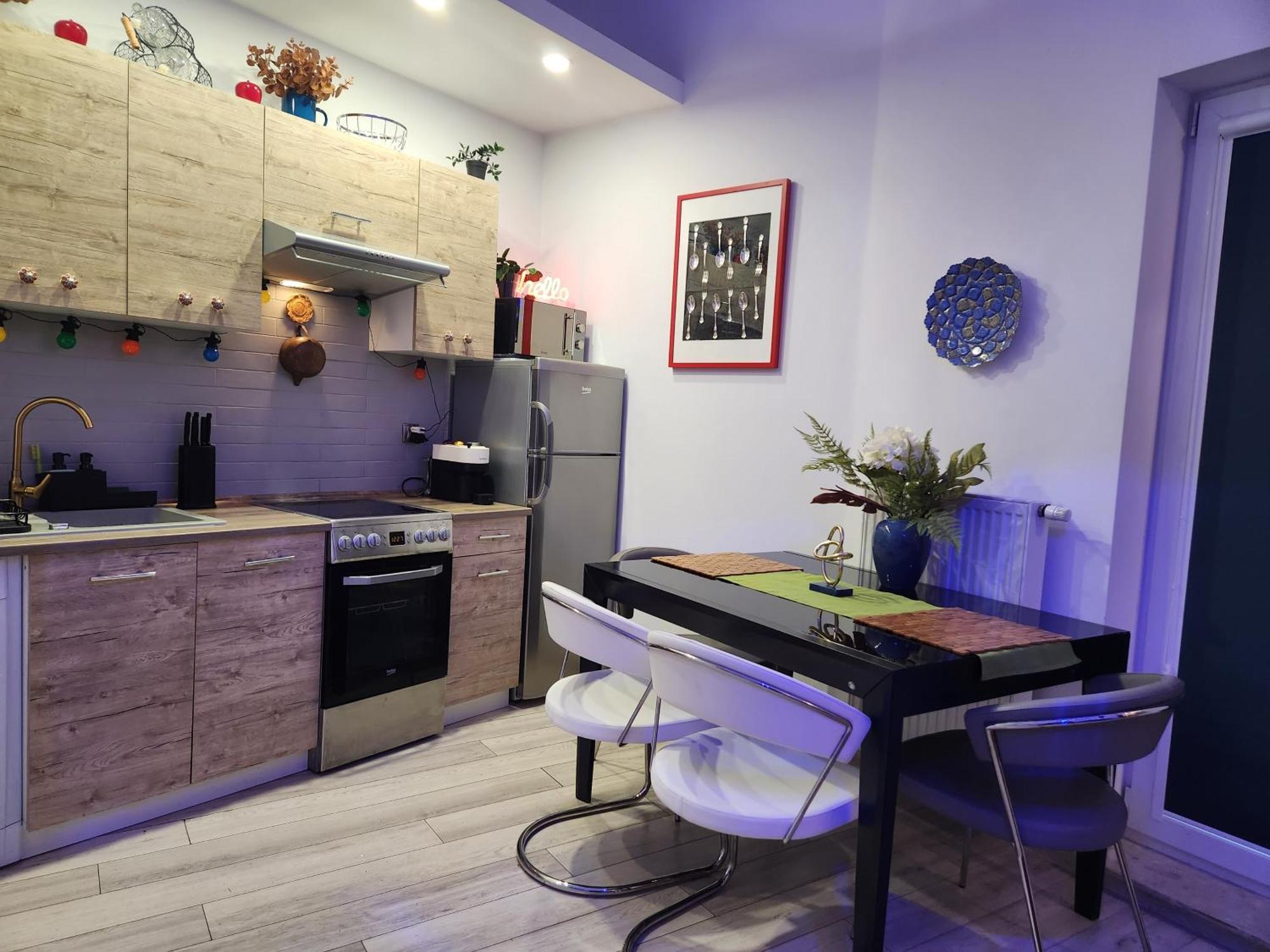 Chmielna Prestige With Luxury Jacuzzi And Sauna! Selected Also Feature A Massage Chair And Himalayan Salt With Color Therapy Salt Forest Danzig
